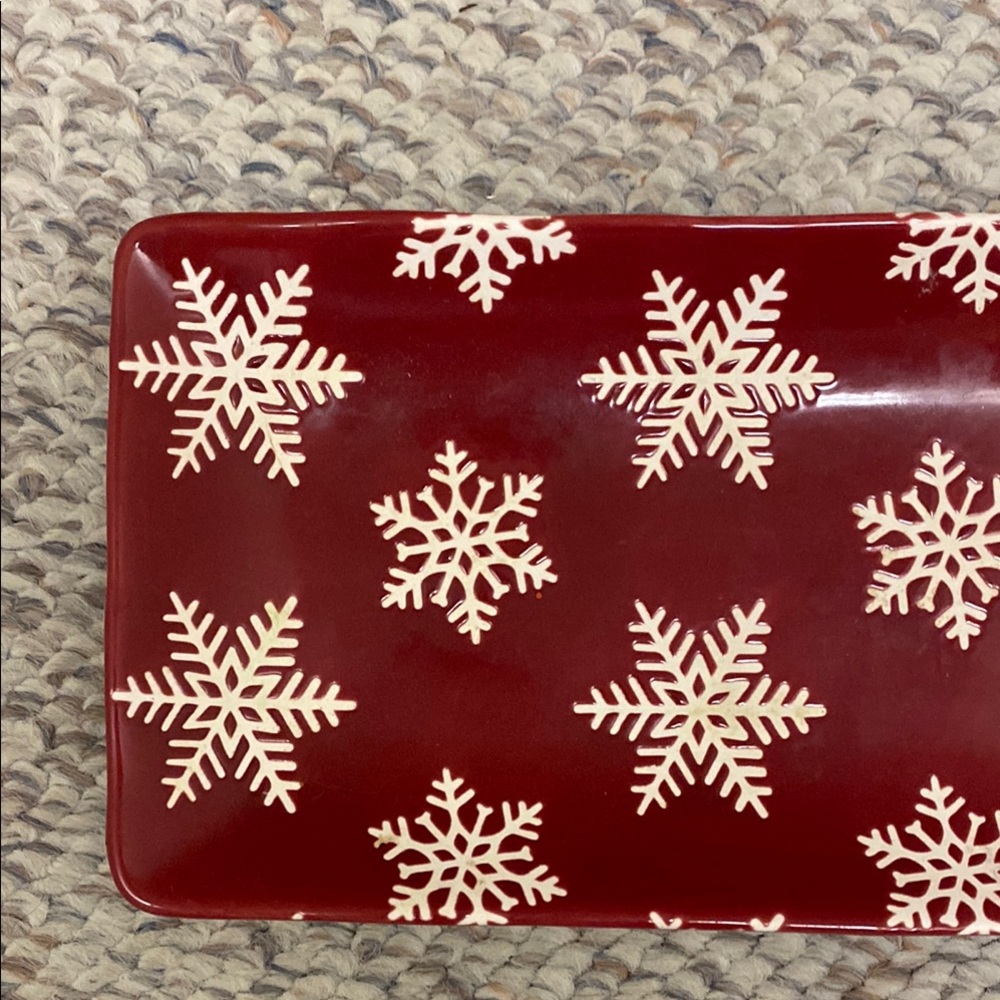 Red Snowflake Rectangular Plate - Picture 2 of 6